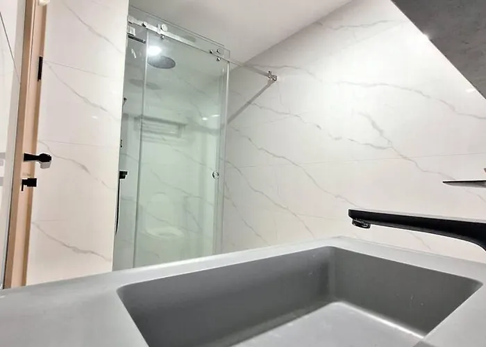 3br Premium -100sqm -15px -freeparking -pet -moa,picc,wtc,ccp * 마닐라